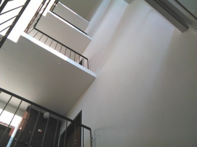malovani-schodiste-paneloveho-domu.jpg
